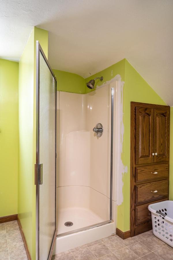 Weaver Ridge Manor Vila Millersburg Exterior foto