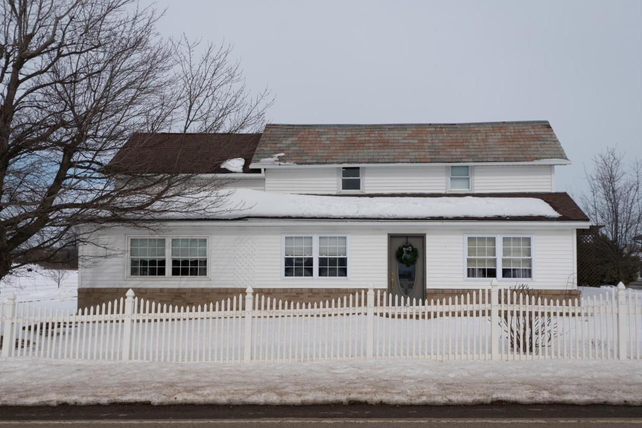 Weaver Ridge Manor Vila Millersburg Exterior foto